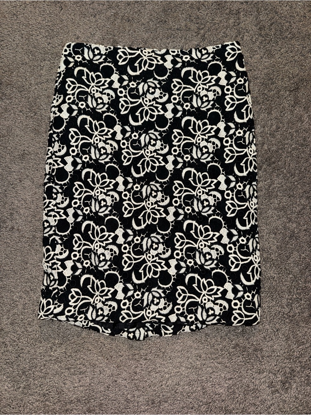 Talbots Black and White Floral Lace Pencil Skirt
